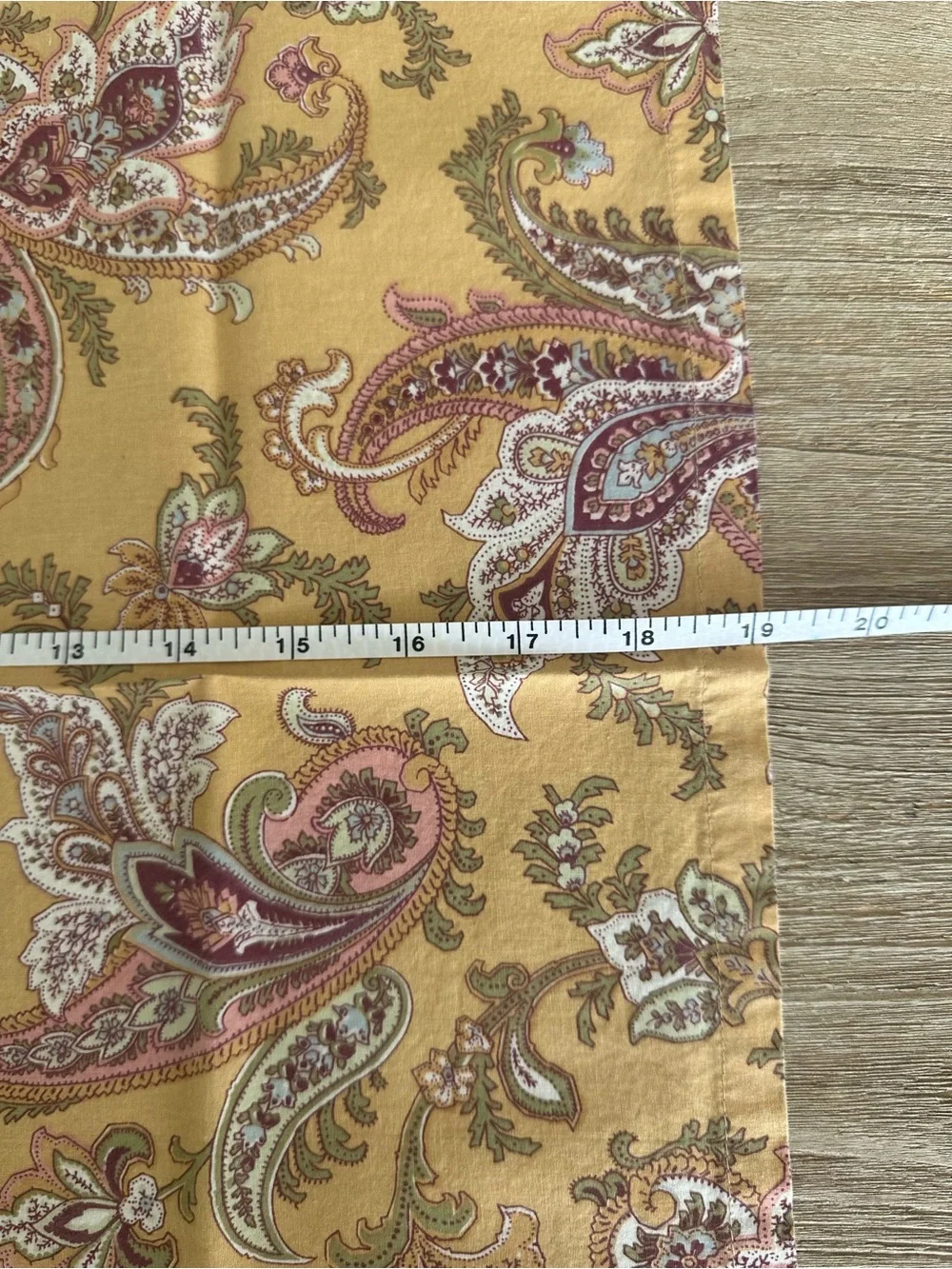 NWOT Williams Sonoma 100% Cotton Cloth Napkins Set of 7 Yellow Mustard Paisley